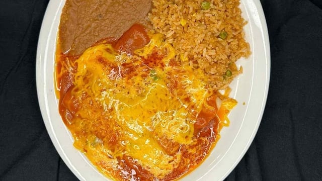 10. Enchiladas De Queso.