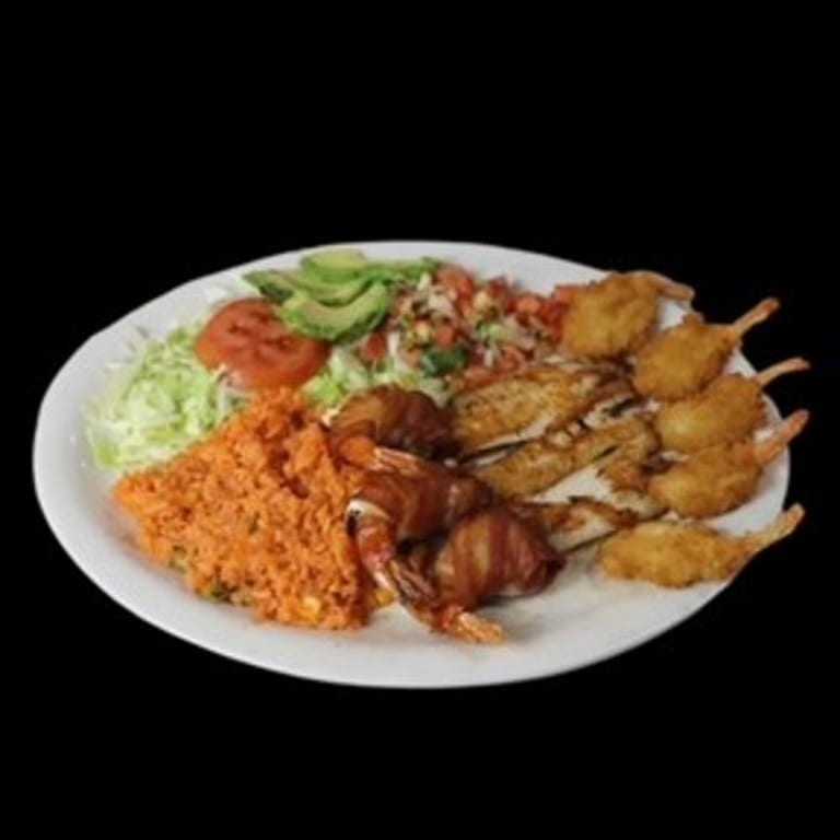 Fresh Seafood Delights: Tacos, Burritos, and More